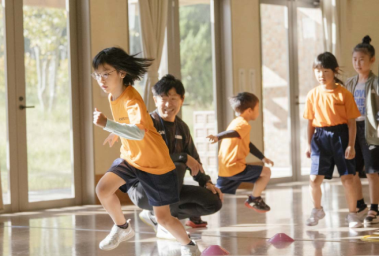 子ども向けスポーツインストラクター