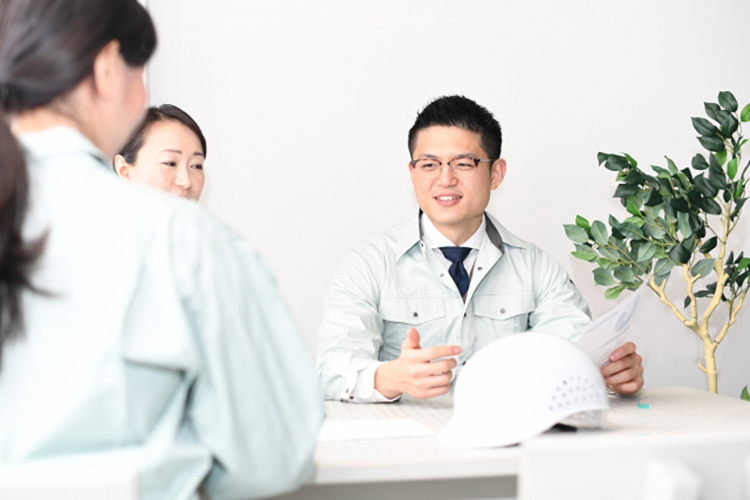 化学メーカーの品質保証・品質管理（部長候補）