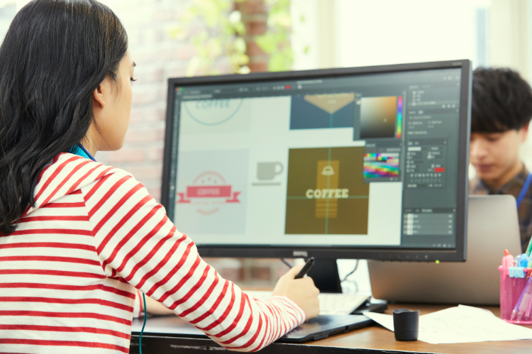 経理事務／住宅メーカー